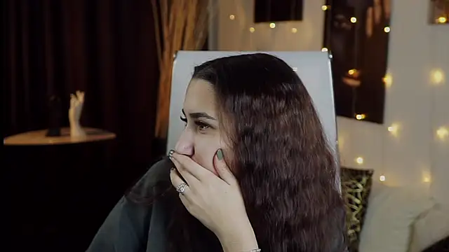 RebeckaThornton online show from 23, 12, 2025