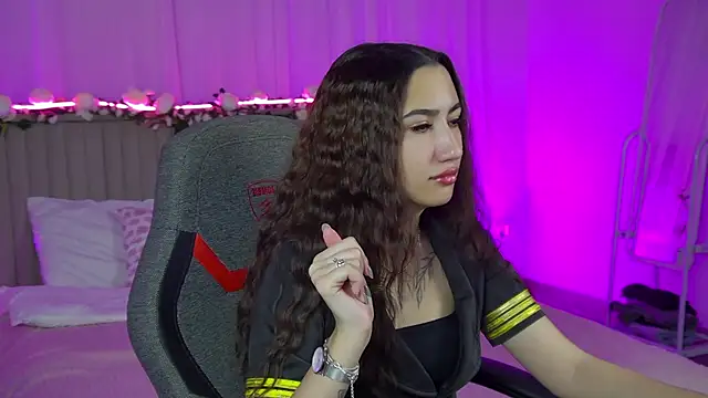 RebeckaThornton online show from 15, 12, 2025