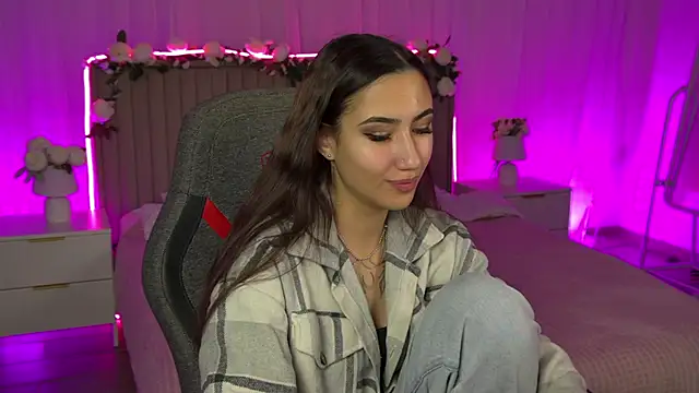 RebeckaThornton online show from 15, 11, 2025