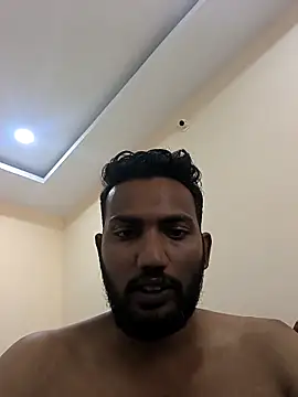 Snapshot of yskr1998 chatting on 22, 10, 2025 yskr1998 online show from 22, 10, 2025