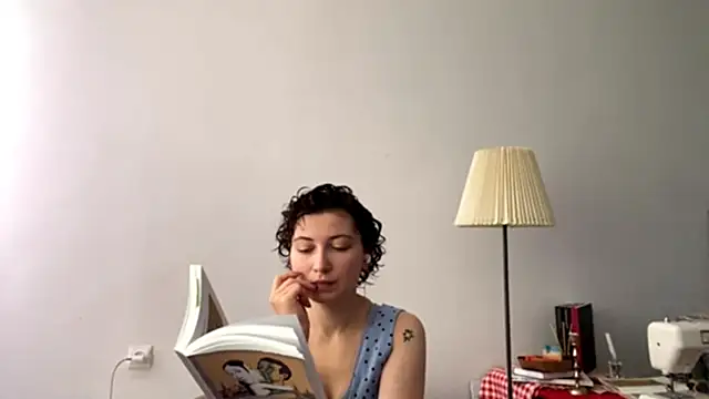 AlyseDietrich online show from 13, 10, 2025