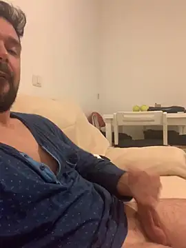 ReDiBastoni90 online show from 4, 2, 2026