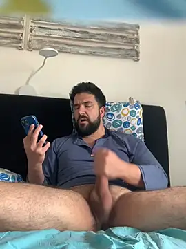Snapshot of ReDiBastoni90 chatting on 5, 5, 2026 ReDiBastoni90 online show from 5, 5, 2026