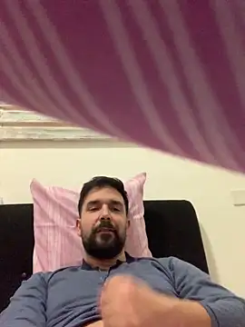 ReDiBastoni90 online show from 5, 2, 2026