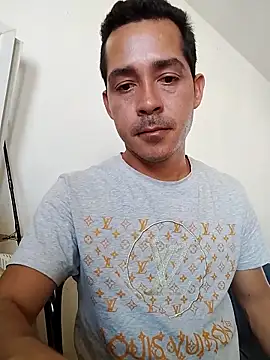 Snapshot of David_man33 chatting on 13, 10, 2025 David man33 online show from 13, 10, 2025