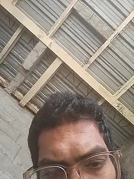 Memonsait1 online show from 4, 12, 2025