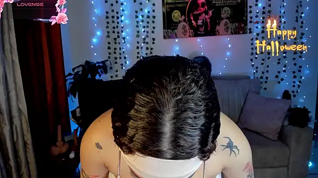 Snapshot of Lizz_martins chatting on 4, 11, 2025 Lizz martins online show from 4, 11, 2025