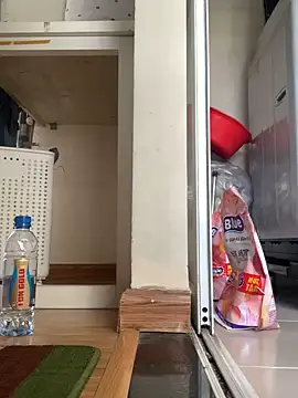 Snapshot of buckgaroooo chatting on 4, 11, 2025 buckgaroooo online show from 4, 11, 2025