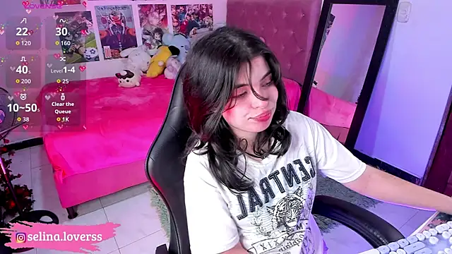 selina lovers  online show from 18, 4, 2026