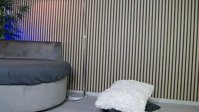 TheaBrown online show from 20, 12, 2025