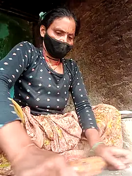 Snapshot of Dipti_bb chatting on 25, 10, 2025 Dipti bb online show from 25, 10, 2025