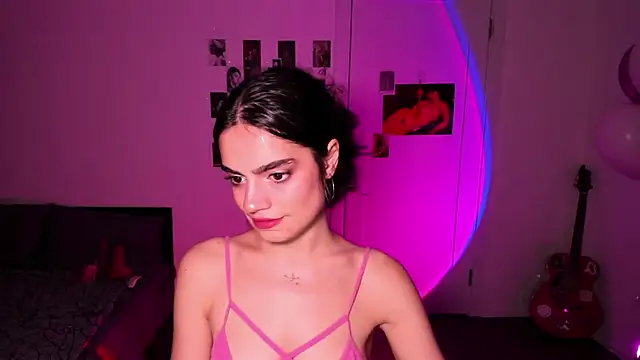 Snapshot of nightfloatt chatting on 24, 10, 2025 nightfloatt online show from 24, 10, 2025