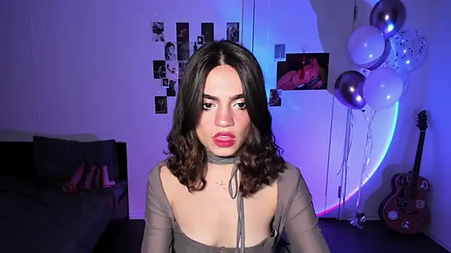 Snapshot of nightfloatt chatting on 22, 10, 2025 nightfloatt online show from 22, 10, 2025