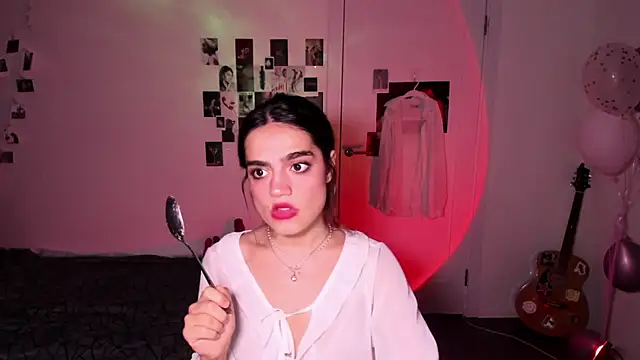 Snapshot of nightfloatt chatting on 3, 11, 2025 nightfloatt online show from 3, 11, 2025