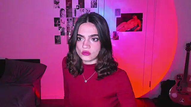 Snapshot of nightfloatt chatting on 14, 10, 2025 nightfloatt online show from 14, 10, 2025