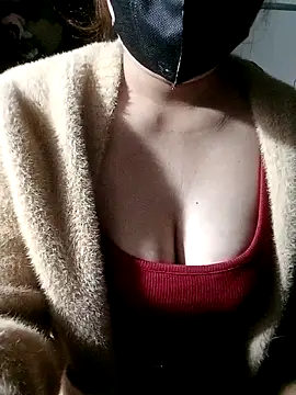 ZazaLy online show from 1, 11, 2025