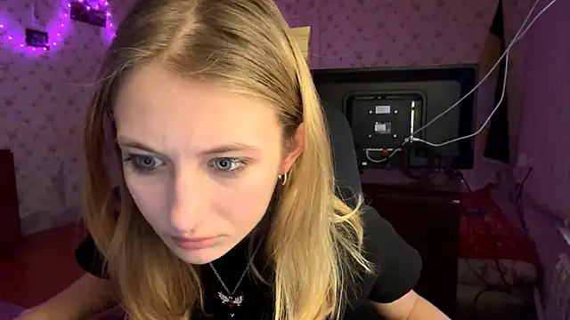 Snapshot of AmeliLia chatting on 25, 3, 2026 AmeliLia online show from 25, 3, 2026