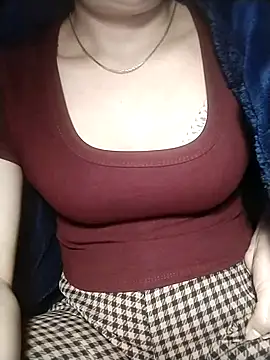 YiyinLy online show from 30, 11, 2025