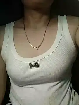 YiyinLy online show from 18, 11, 2025