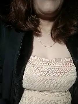 YiyinLy online show from 26, 11, 2025