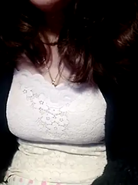 YiyinLy online show from 11, 2, 2026