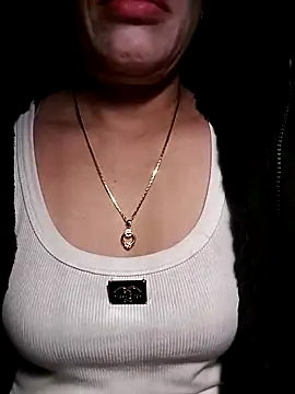 YiyinLy online show from 21, 12, 2025