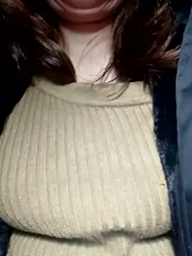 YiyinLy online show from 7, 1, 2026