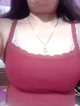 YiyinLy online show from 2, 3, 2026