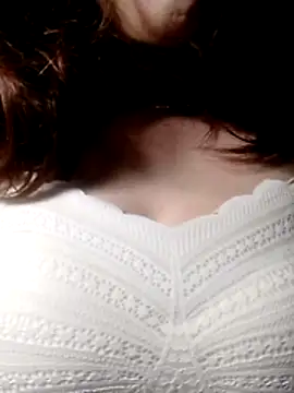 YiyinLy online show from 23, 2, 2026