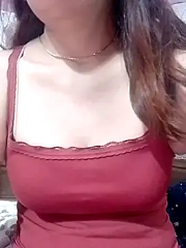 YiyinLy online show from 11, 6, 2026