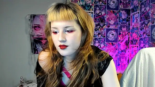 Snapshot of Nova_Grave chatting on 22, 10, 2025 Nova Grave online show from 22, 10, 2025