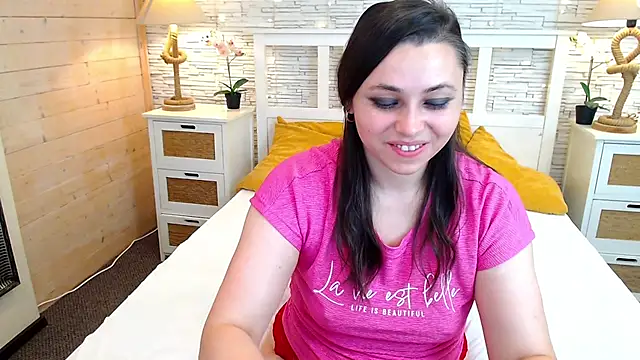 Soft Lilly online show from 21, 11, 2025