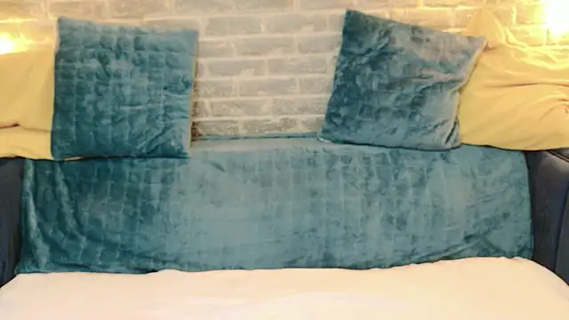 Soft Lilly online show from 24, 3, 2026