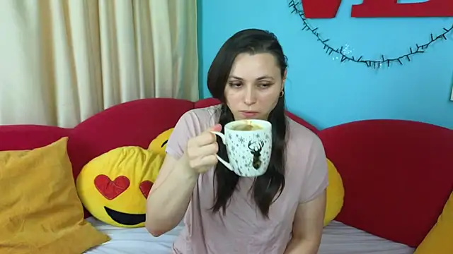 Soft Lilly online show from 31, 3, 2026