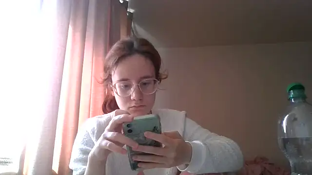 Snapshot of LuckySLove chatting on 25, 5, 2026 LuckySLove online show from 25, 5, 2026