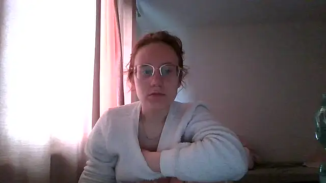 Snapshot of LuckySLove chatting on 31, 5, 2026 LuckySLove online show from 31, 5, 2026