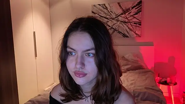 Snapshot of Miraa_Belle chatting on 19, 10, 2025 Miraa Belle online show from 19, 10, 2025