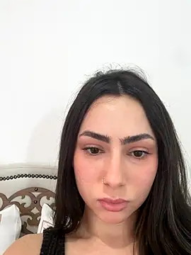 Snapshot of Baby_Mia_pires chatting on 13, 10, 2025 Baby Mia pires online show from 13, 10, 2025