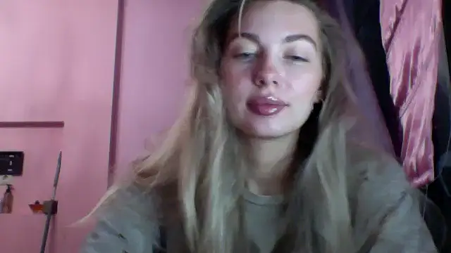 Snapshot of Sygream chatting on 14, 10, 2025 Sygream online show from 14, 10, 2025