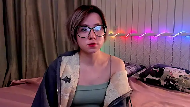 AlisiaEthen online show from 23, 11, 2025