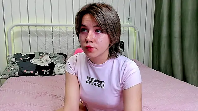 AlisiaEthen online show from 26, 10, 2025