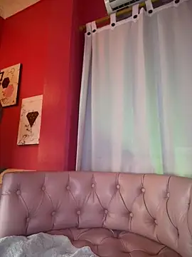 NovaFoxx online show from 6, 3, 2026