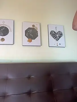 NovaFoxx online show from 29, 3, 2026