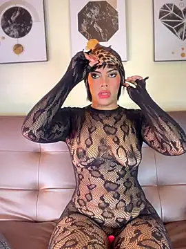 NovaFoxx online show from 17, 4, 2026