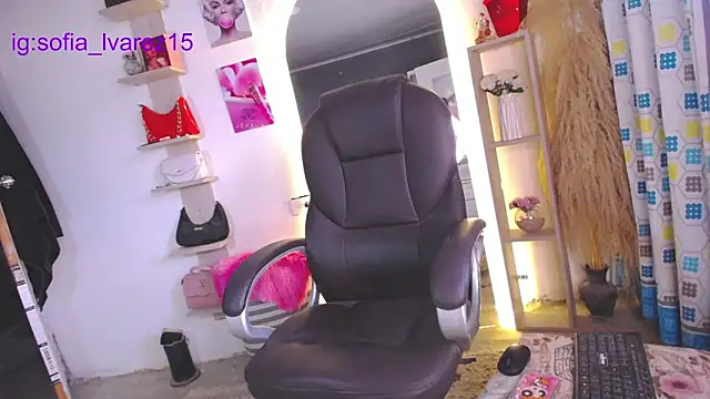 sarahh angeel online show from 20, 12, 2025