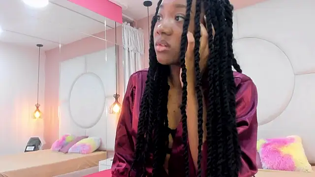 Snapshot of Madisson_Brooke chatting on 12, 11, 2025 Madisson Brooke online show from 12, 11, 2025