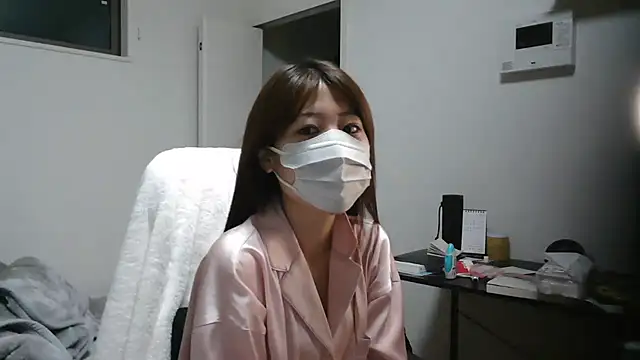 Snapshot of ichika_2_ chatting on 2, 12, 2025 ichika 2 online show from 2, 12, 2025