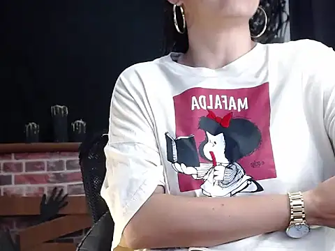 Lucyy Naugthy online show from 24, 10, 2025