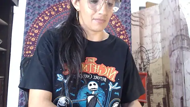 Lucyy Naugthy online show from 13, 2, 2026