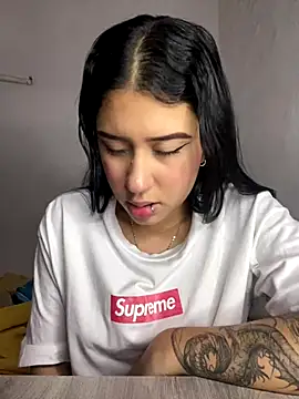 cristalxxx hott online show from 15, 11, 2025